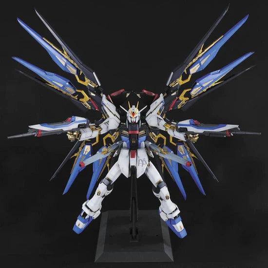 PG 1/60 Strike Freedom Gundam - Model Kit