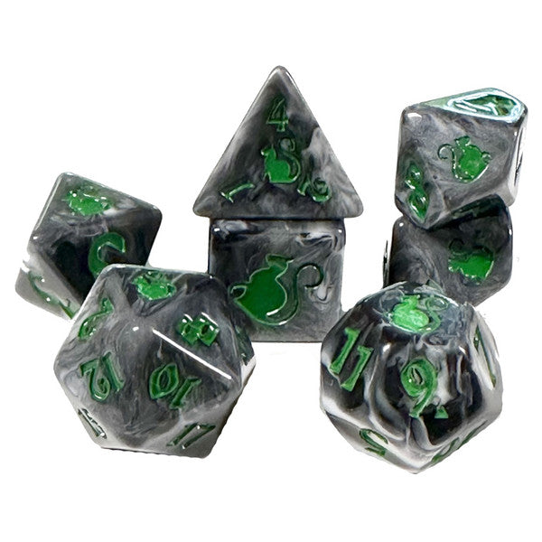 7-Set Polyhedral Dice - Kitty Clacks: Trixie
