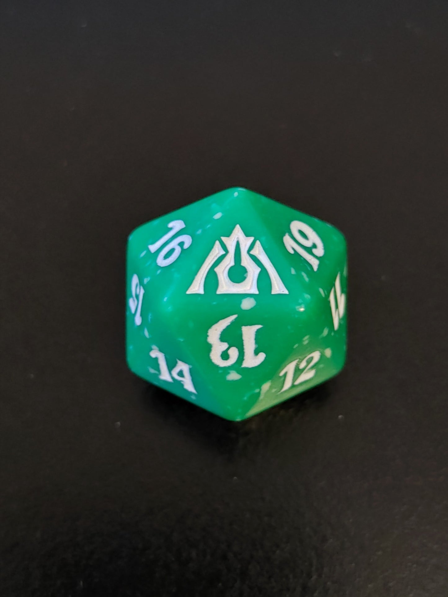 magic the gathering dragon's maze selesnya spindown D20 die dice