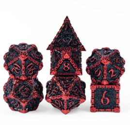 Metal Dagger Themed 7 Piece Plyhedral Dice Set With Bag